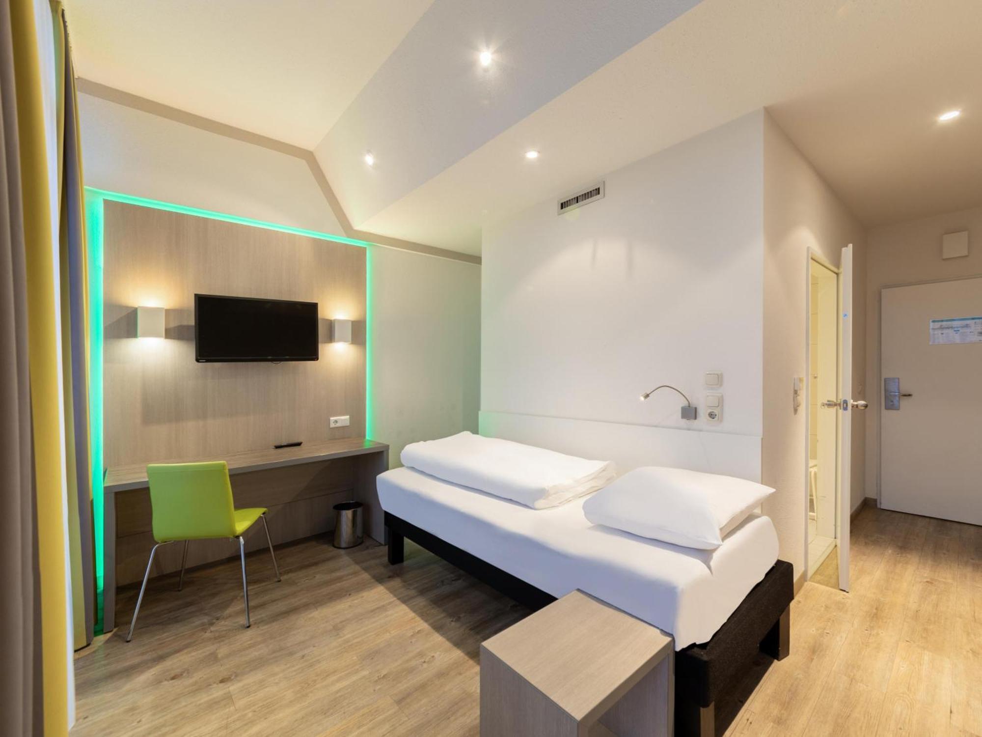 B&B Hotel Bochum Hbf-Nord Екстериор снимка