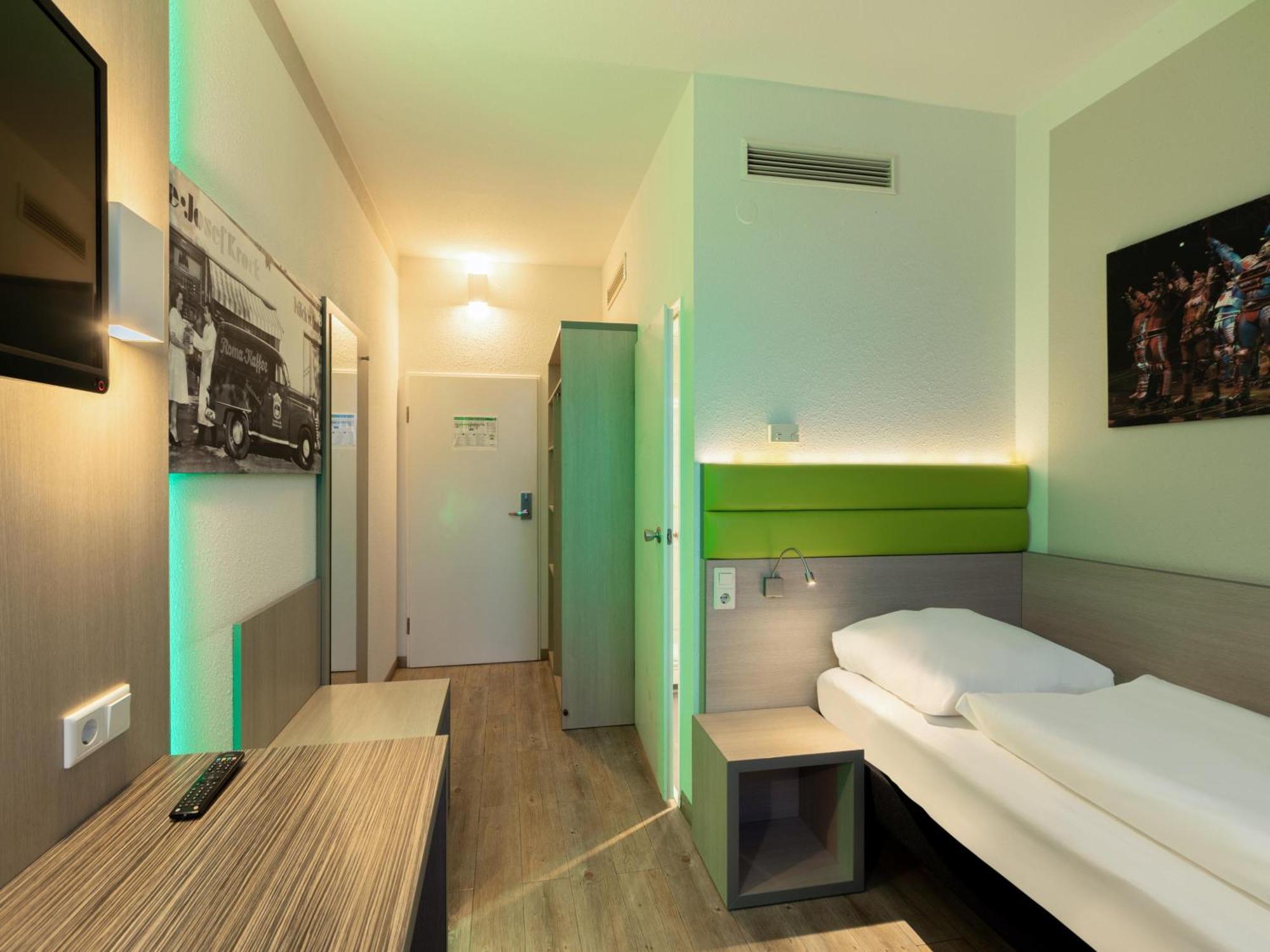 B&B Hotel Bochum Hbf-Nord Екстериор снимка