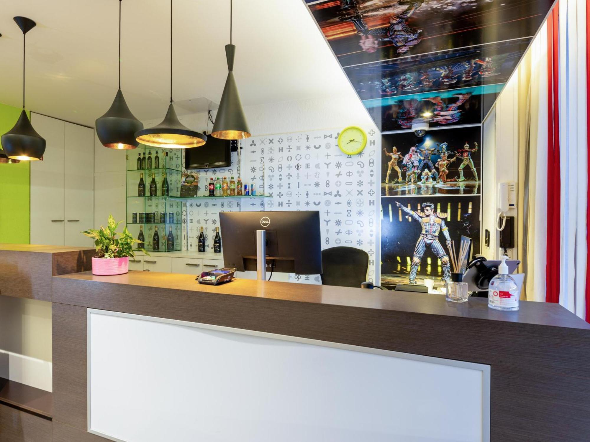 B&B Hotel Bochum Hbf-Nord Екстериор снимка