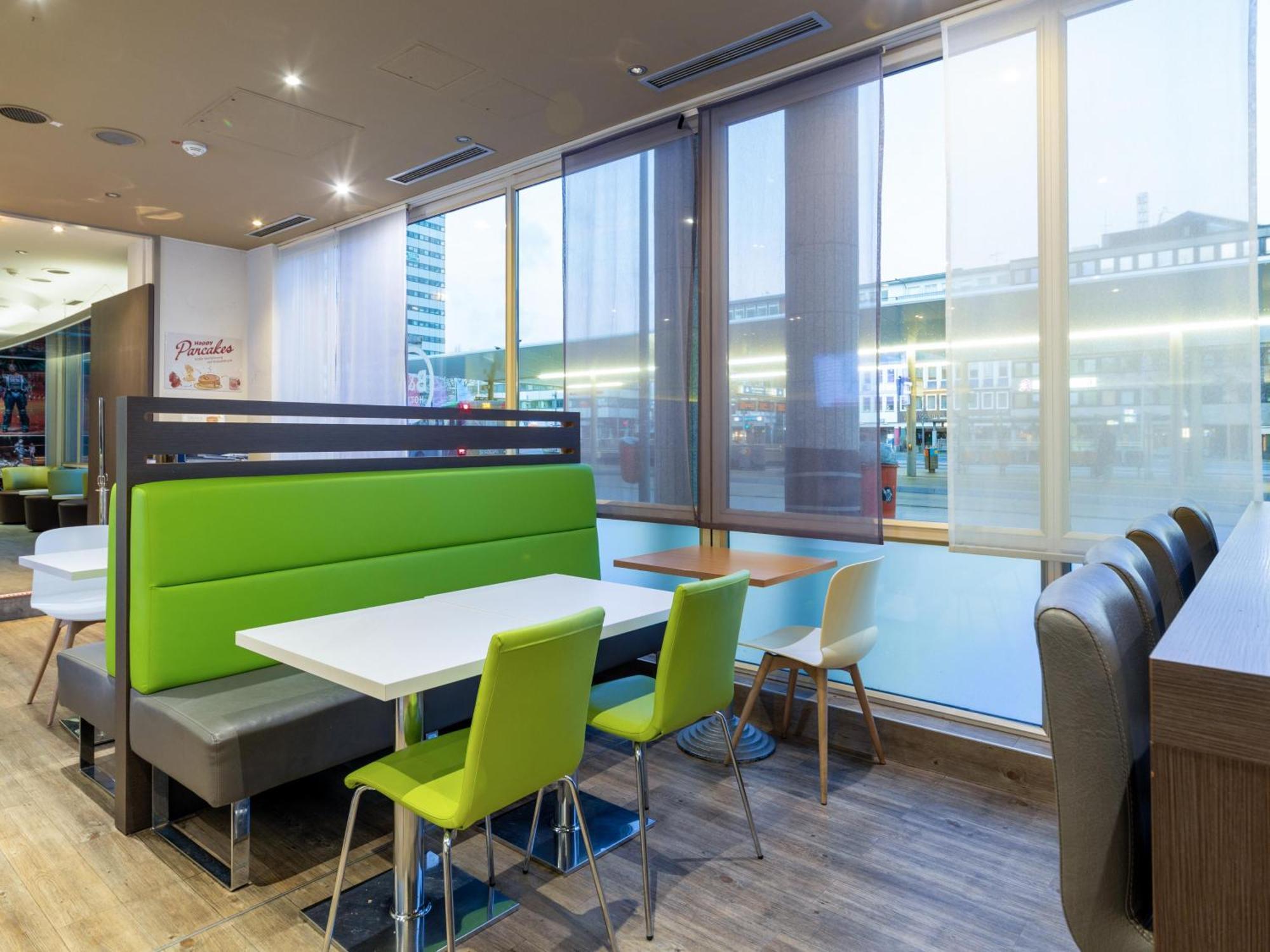 B&B Hotel Bochum Hbf-Nord Екстериор снимка
